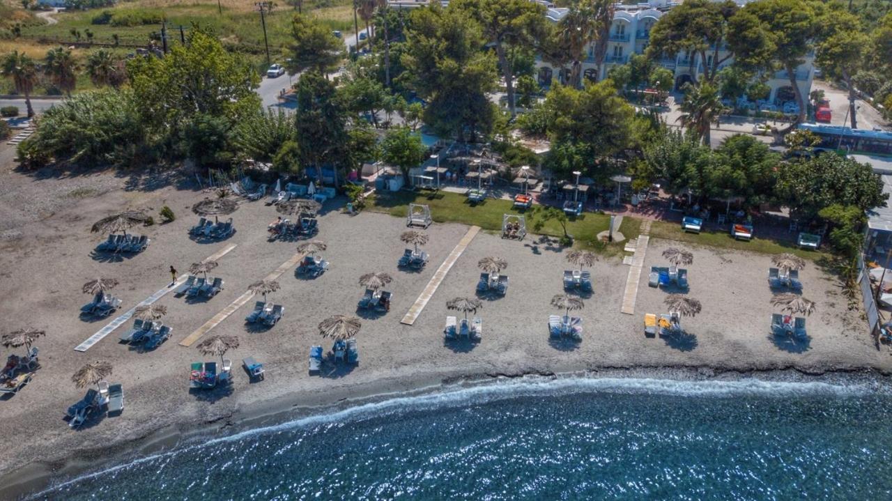 Theodorou Beach Hotel Apartments プサリビ エクステリア 写真