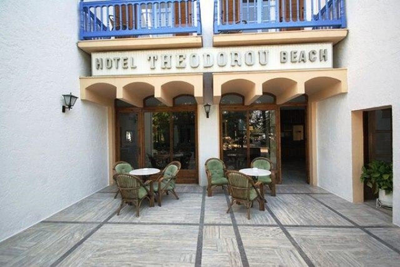 Theodorou Beach Hotel Apartments プサリビ エクステリア 写真